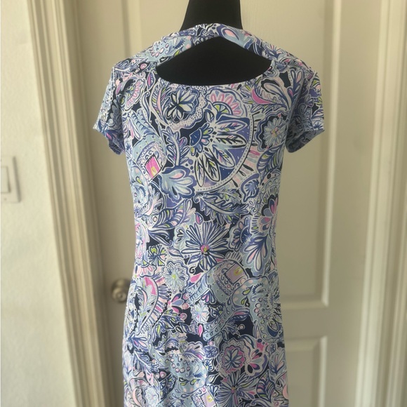 Lilly Pulitzer sz S, Short Sleeve Bay Dress, Iris Blue Namastay in the Jungle - Picture 4 of 8